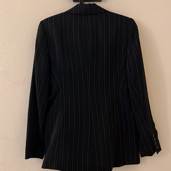 Anne Klein 2 piece pinstripe black suit 2P with 4P pants - Picture 5 of 16